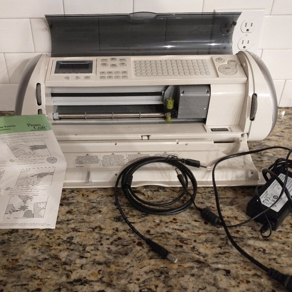 Cricut Expression - Picture 1 of 1
